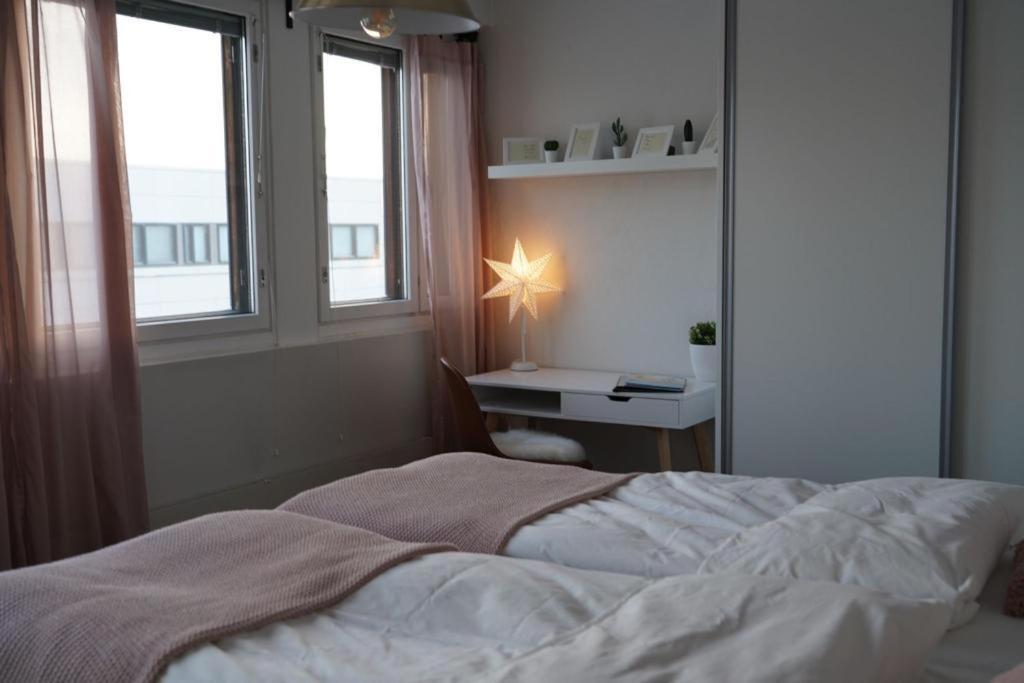 Cozy And Bright 2-Bedroom Apartment Washer And Dryer, King Size Bed Rovaniemi Exterior foto