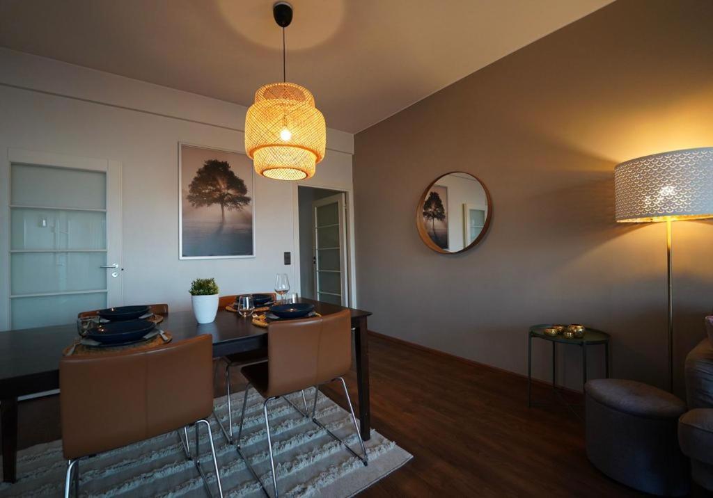 Cozy And Bright 2-Bedroom Apartment Washer And Dryer, King Size Bed Rovaniemi Exterior foto